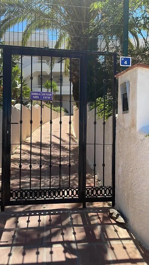 Precioso Estudio En Zona Residencial Miraflores Malaga Apartment