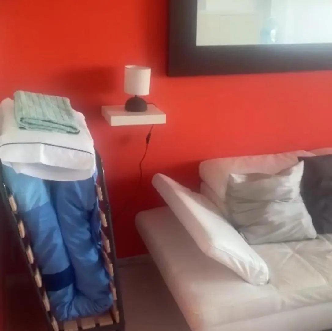 Precioso Estudio En Zona Residencial Miraflores Malaga 0*,